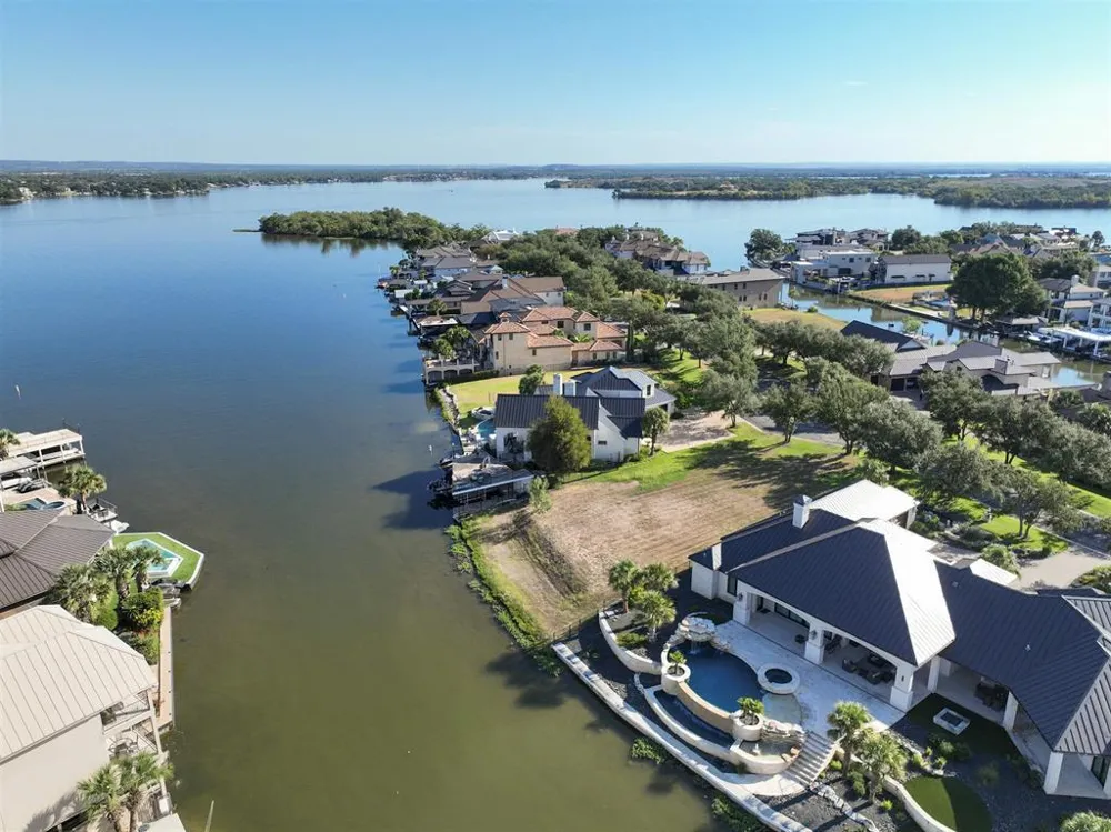 3 Matern Court Horseshoe Bay, TX 78657