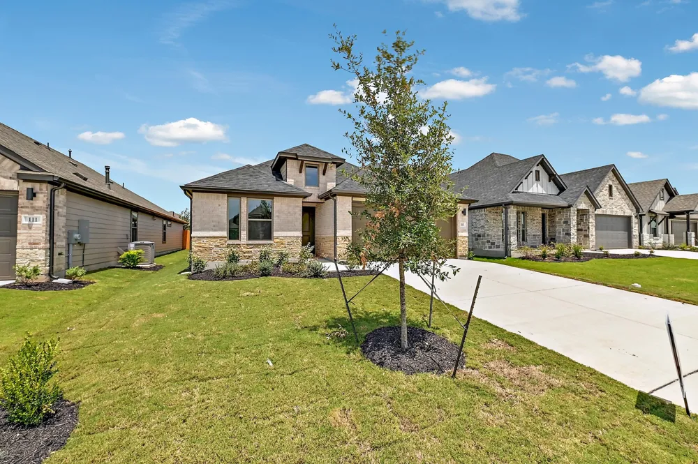 113 Malibu Hutto, TX 78634