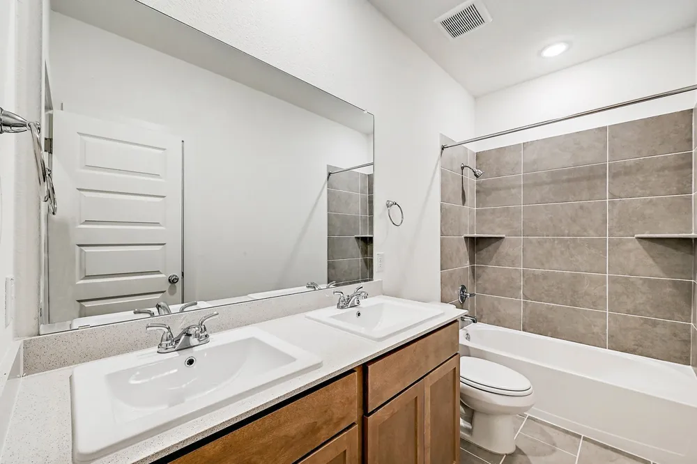 113 Malibu Hutto, TX 78634