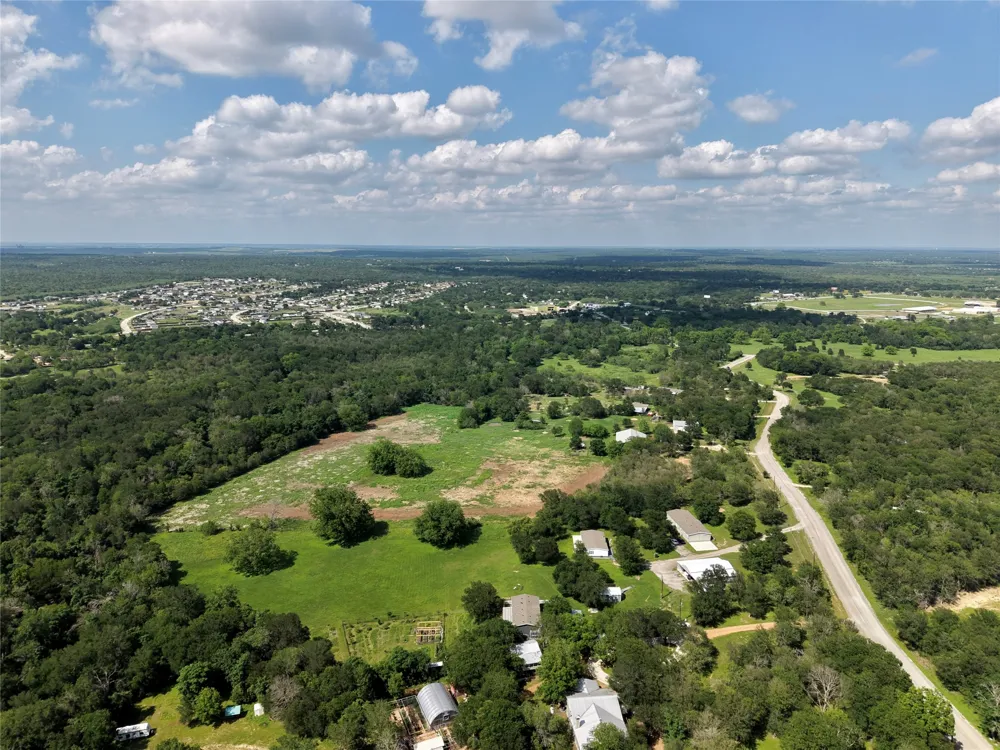 5 Valley Creek Drive Cedar Creek, TX 78612