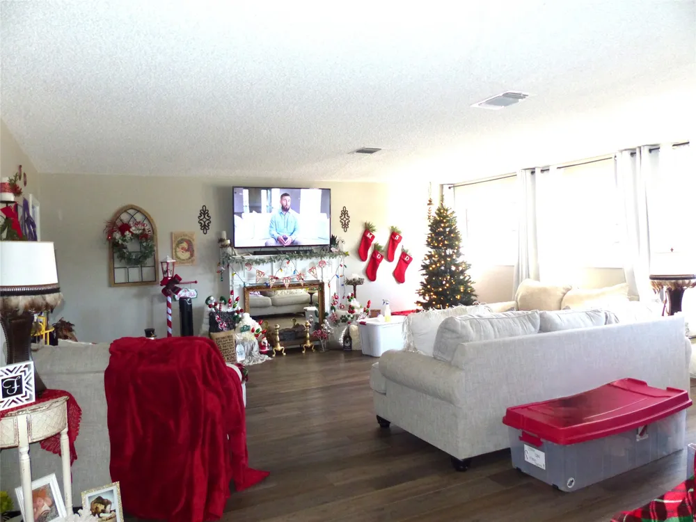 802 China Brady, TX 76825