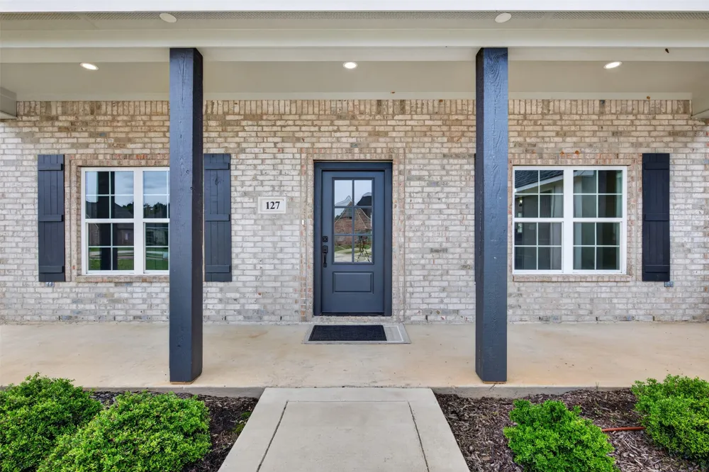127 Sitka Loop Haughton, LA 71037
