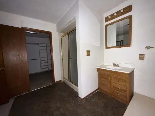 337 County Road 692 Seagraves, TX 79359