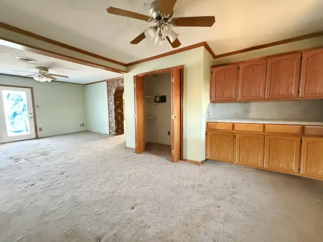 337 County Road 692 Seagraves, TX 79359
