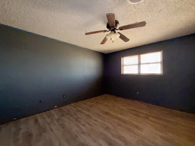 337 County Road 692 Seagraves, TX 79359