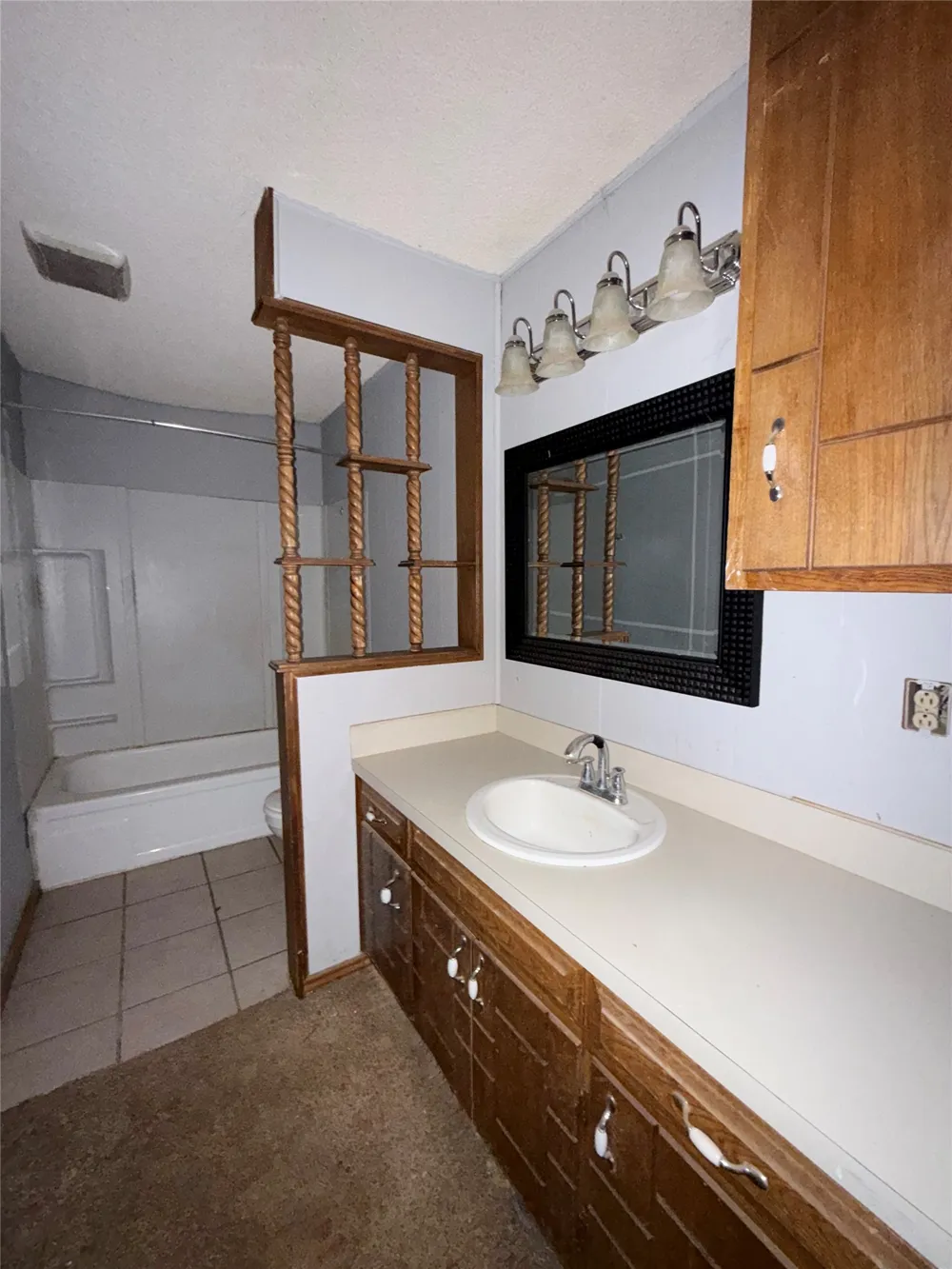 337 County Road 692 Seagraves, TX 79359