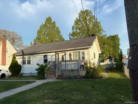811 9th Street