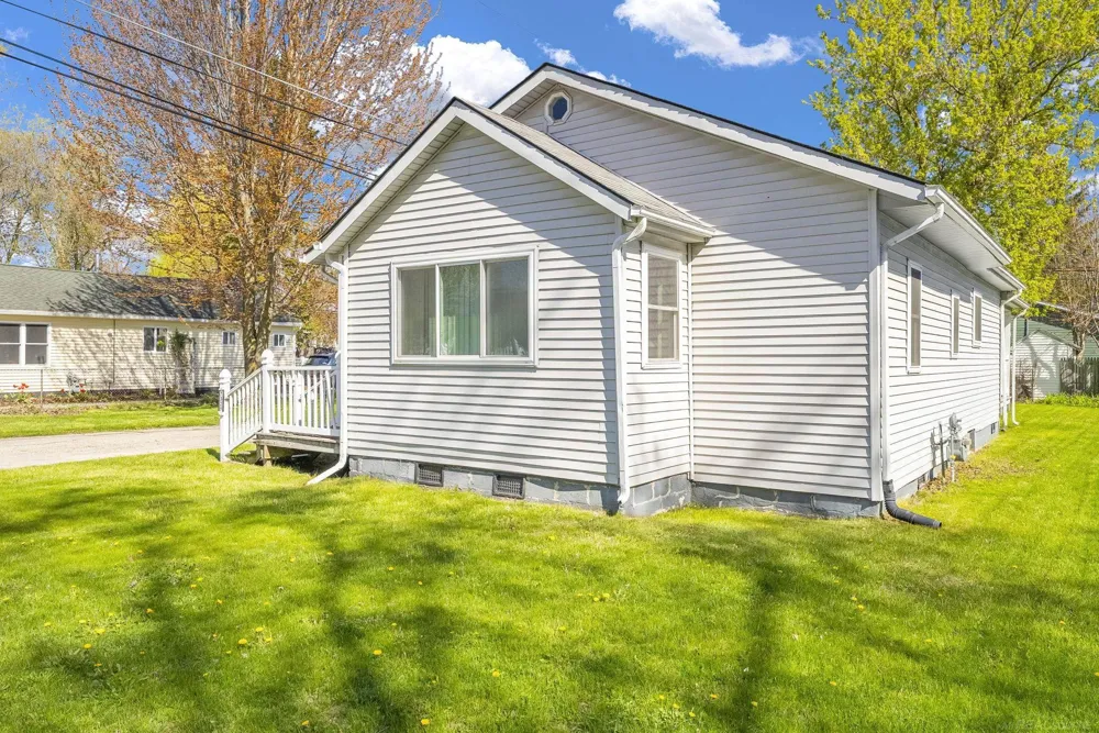 7329 Elm Road Worth Township, MI 48450