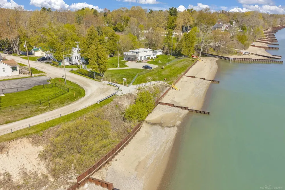 7329 Elm Road Worth Township, MI 48450