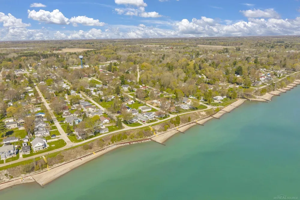 7329 Elm Road Worth Township, MI 48450