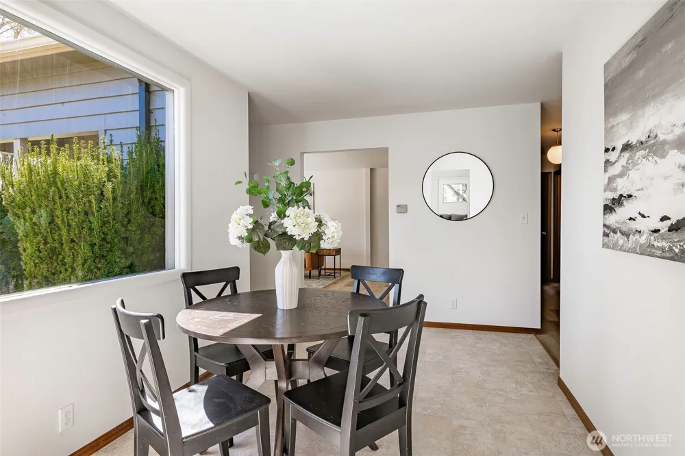 215 E Front Street Lynden, WA 98264
