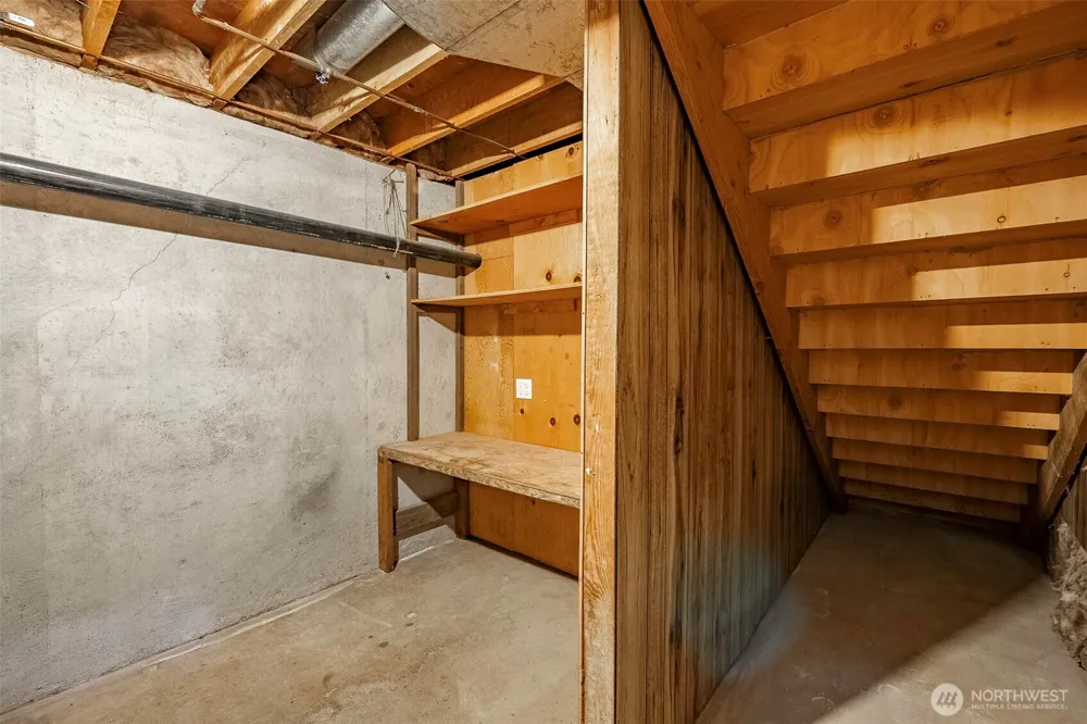 215 E Front Street Lynden, WA 98264