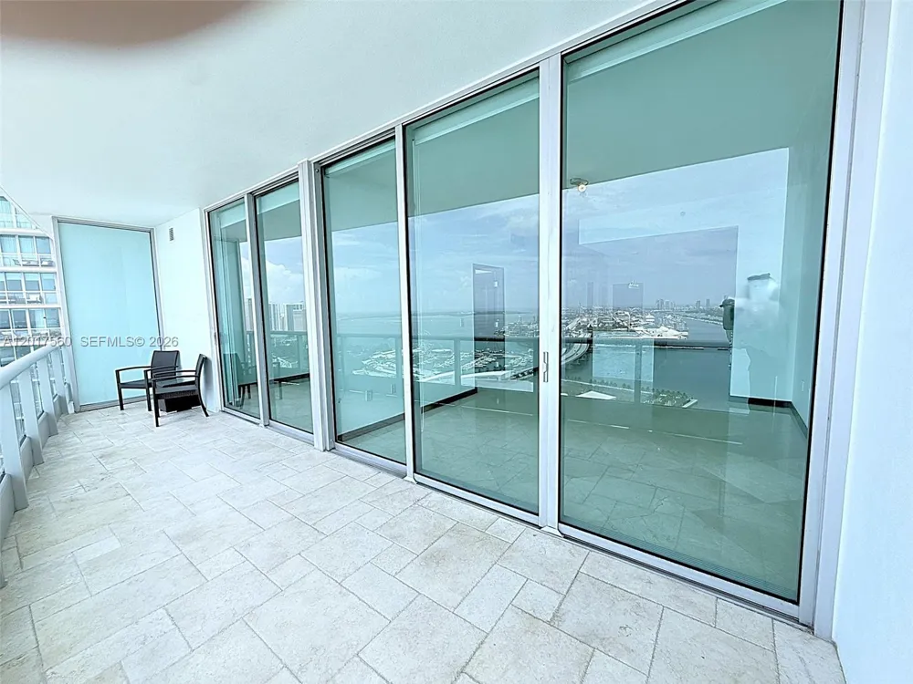 900 Biscayne Blvd #3803 Miami, FL 33132