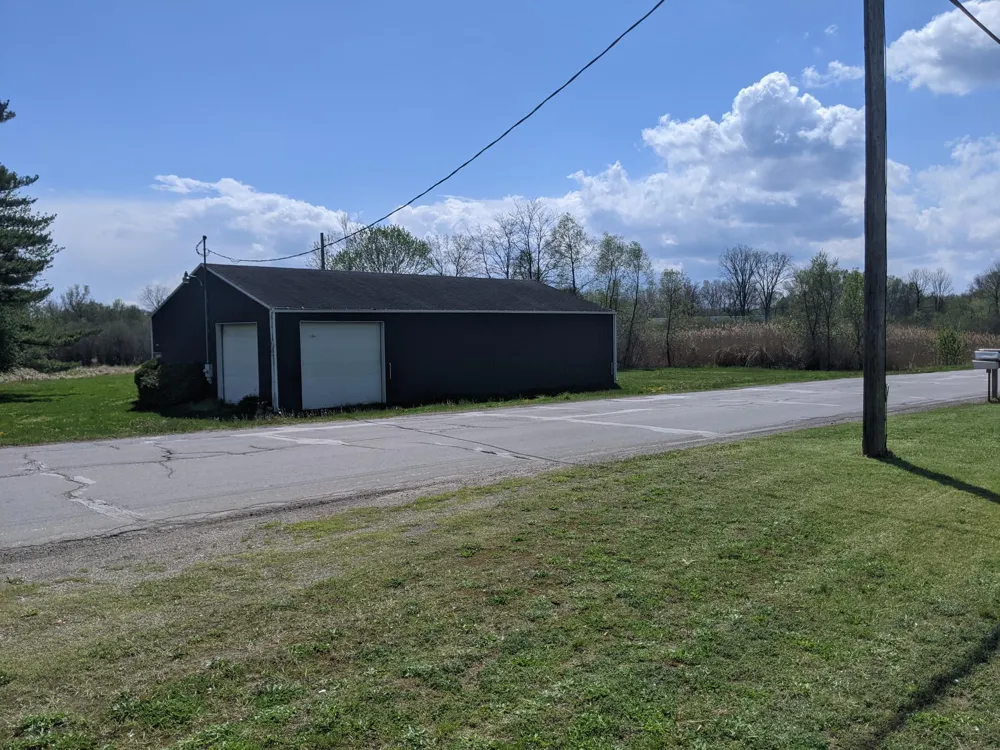 3639 Flansburg Road Leoni Township, MI 49203