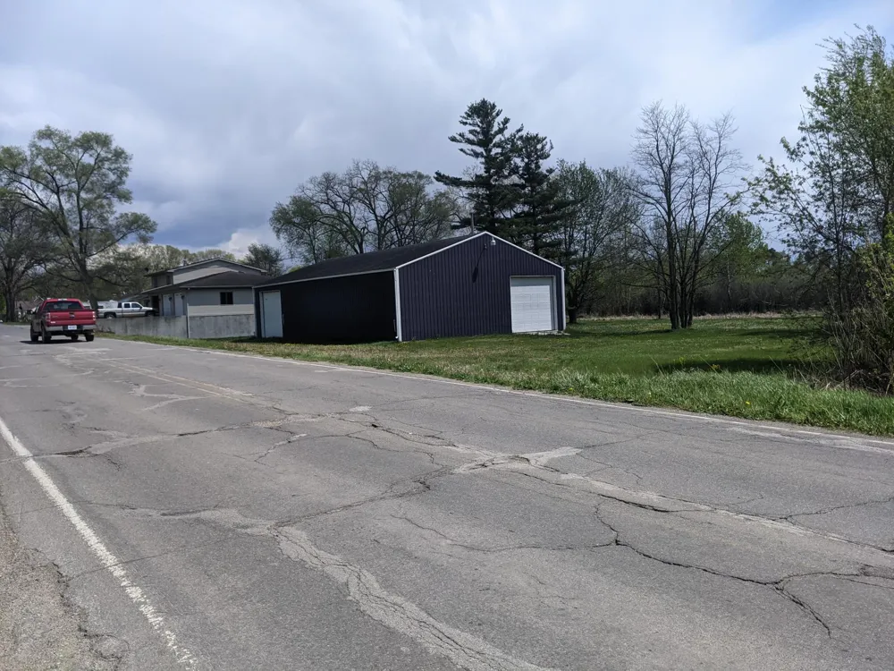 3639 Flansburg Road Leoni Township, MI 49203