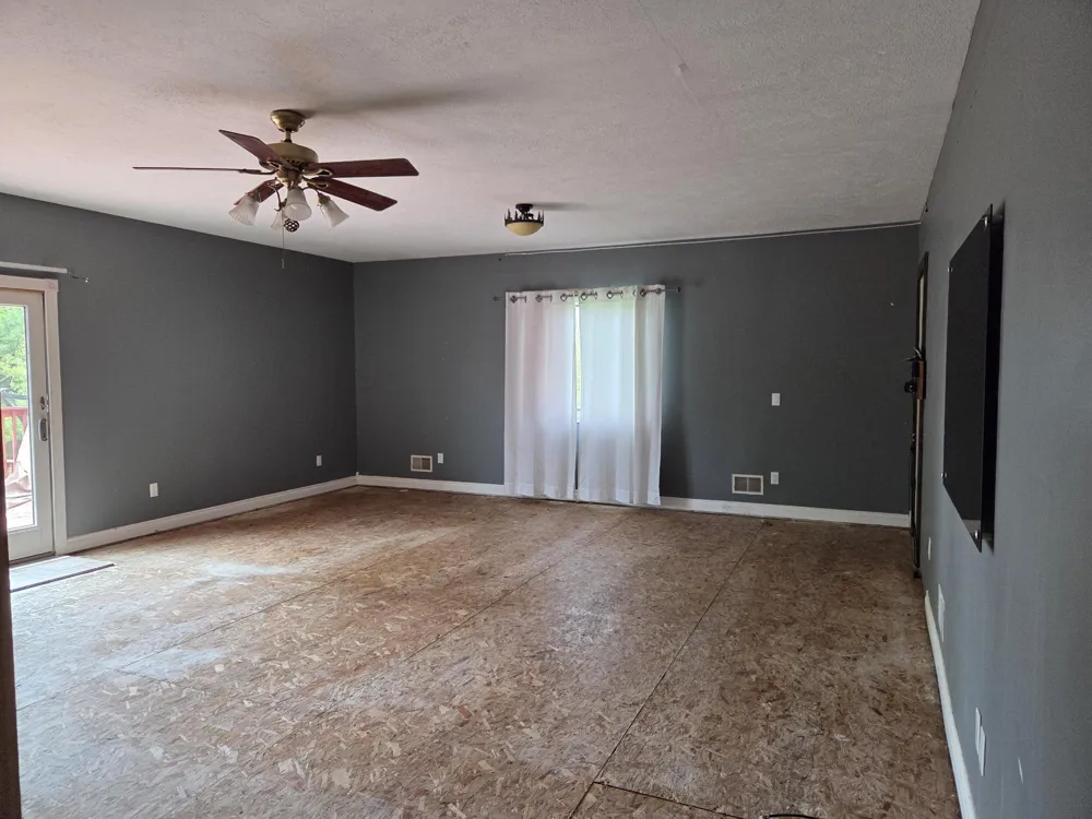 3639 Flansburg Road Leoni Township, MI 49203