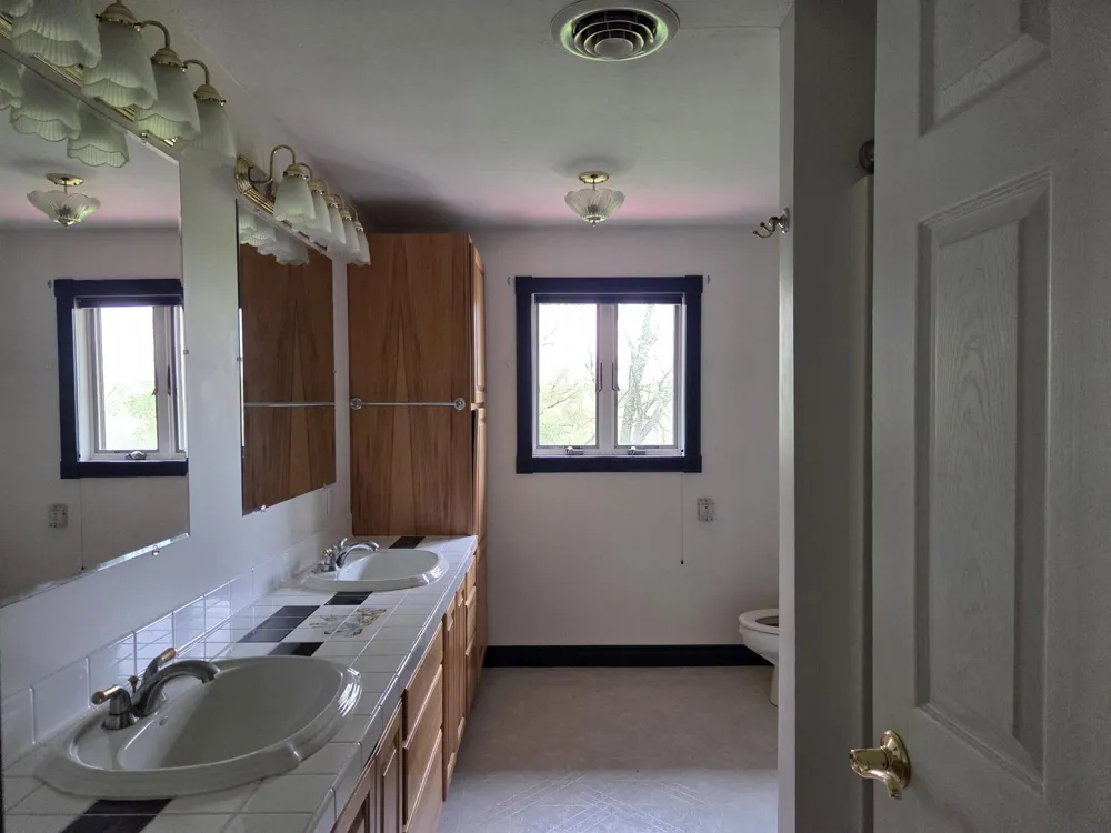 3639 Flansburg Road Leoni Township, MI 49203