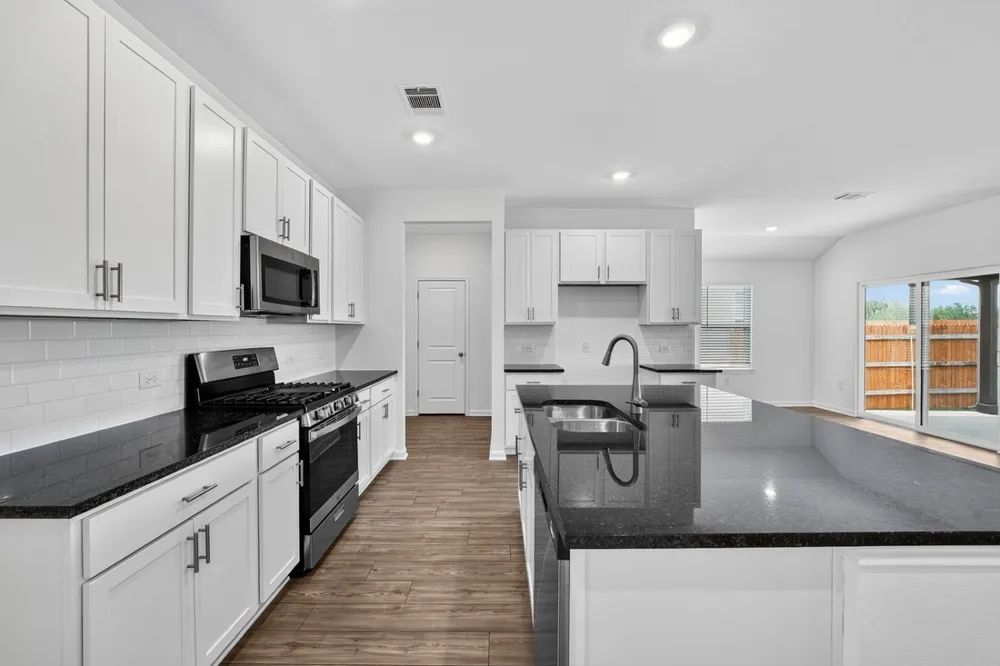 14129 Axel Johanson Drive Del Valle, TX 78617