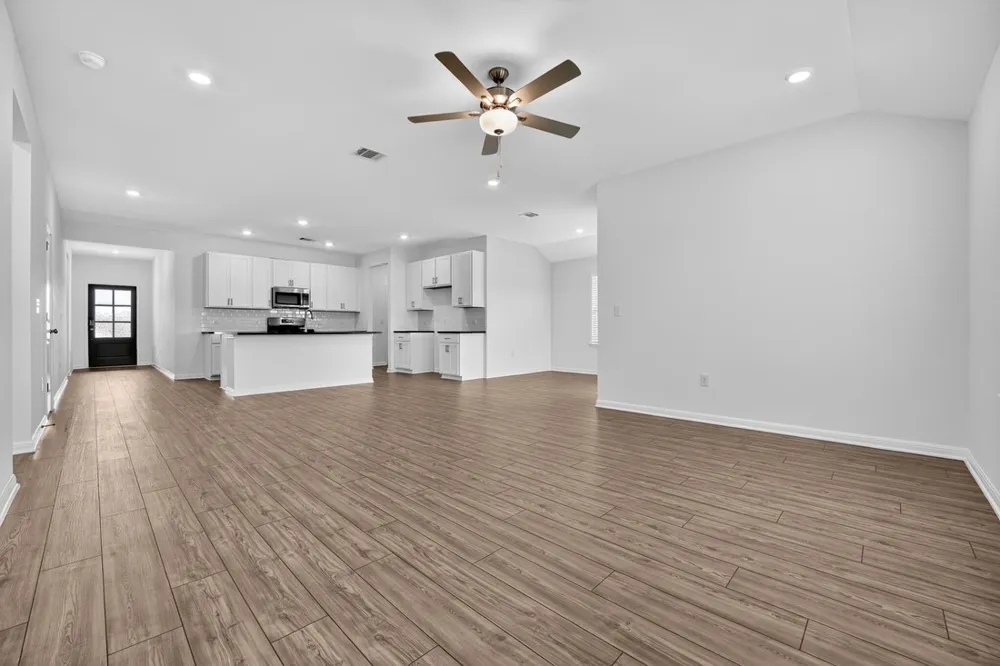 14129 Axel Johanson Drive Del Valle, TX 78617