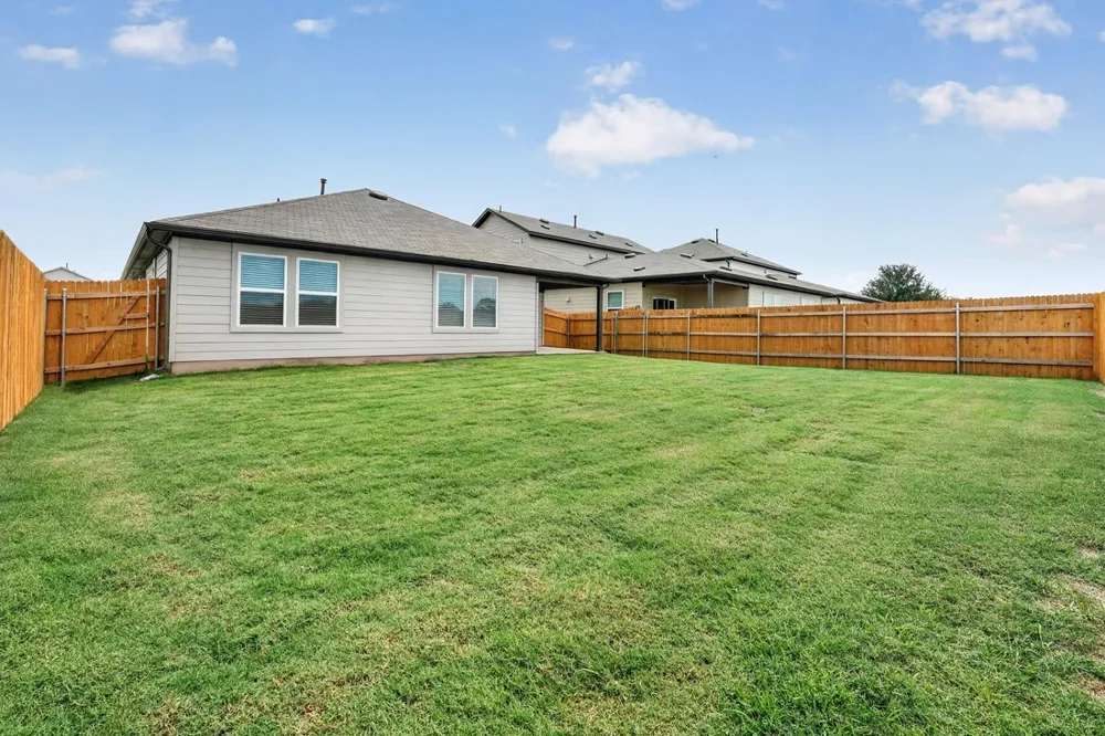 14129 Axel Johanson Drive Del Valle, TX 78617