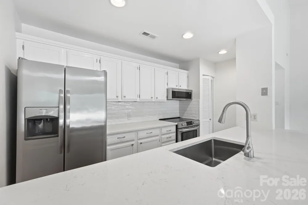 7 Marina Road Lake Wylie, SC 29710