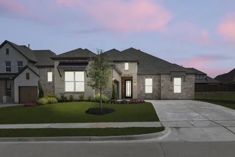 2027 Clairmount Drive