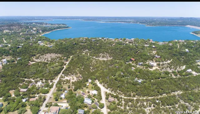 1103 Rockmoor Canyon Lake, TX 78133
