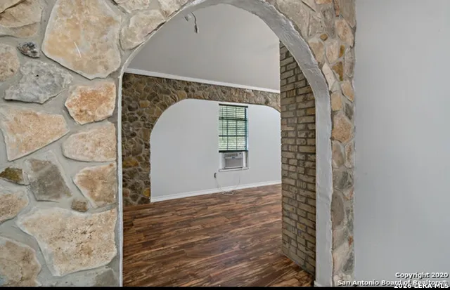 1103 Rockmoor Canyon Lake, TX 78133