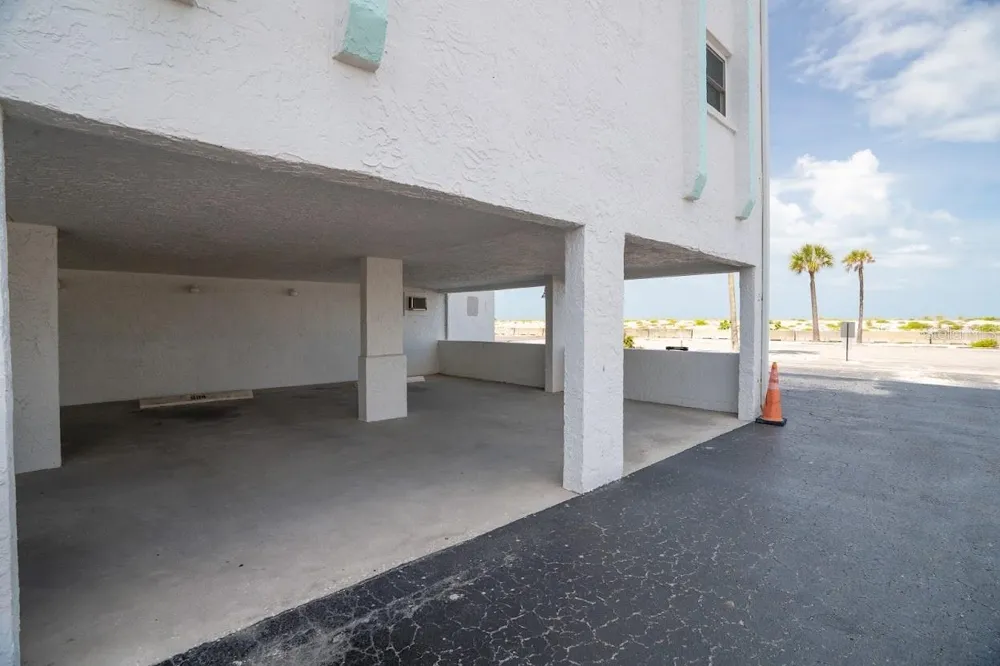 403 GULF WAY #601 St Pete Beach, FL 33706