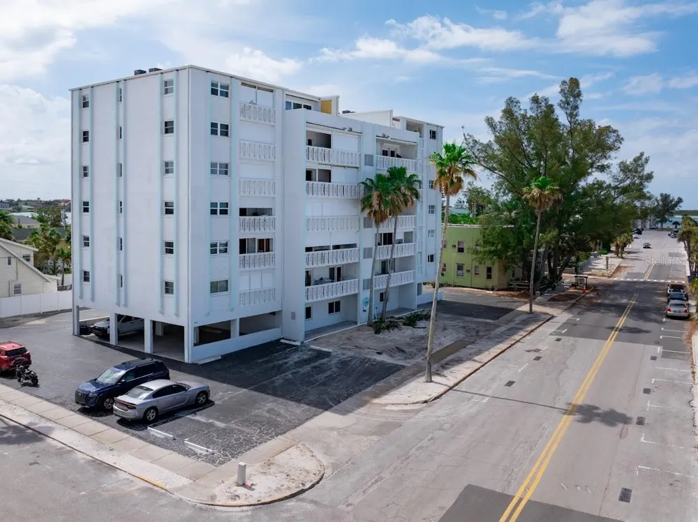 403 GULF WAY #601 St Pete Beach, FL 33706