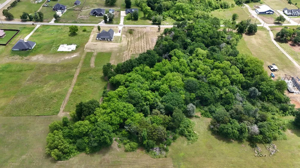3164 County Road 1076 Celeste, TX 75423