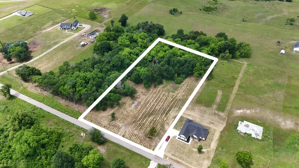 3164 County Road 1076 Celeste, TX 75423