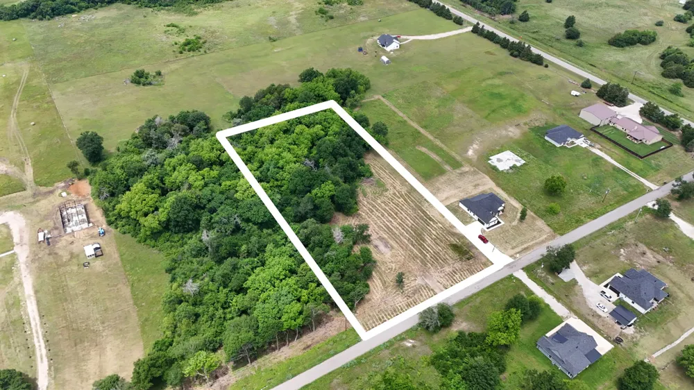 3164 County Road 1076 Celeste, TX 75423
