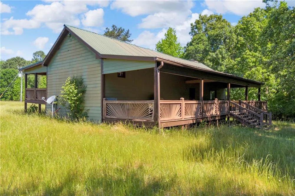 1641 Churchwell Road Union Point, GA 30669