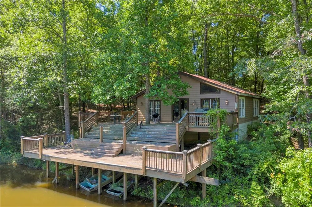 1641 Churchwell Road Union Point, GA 30669