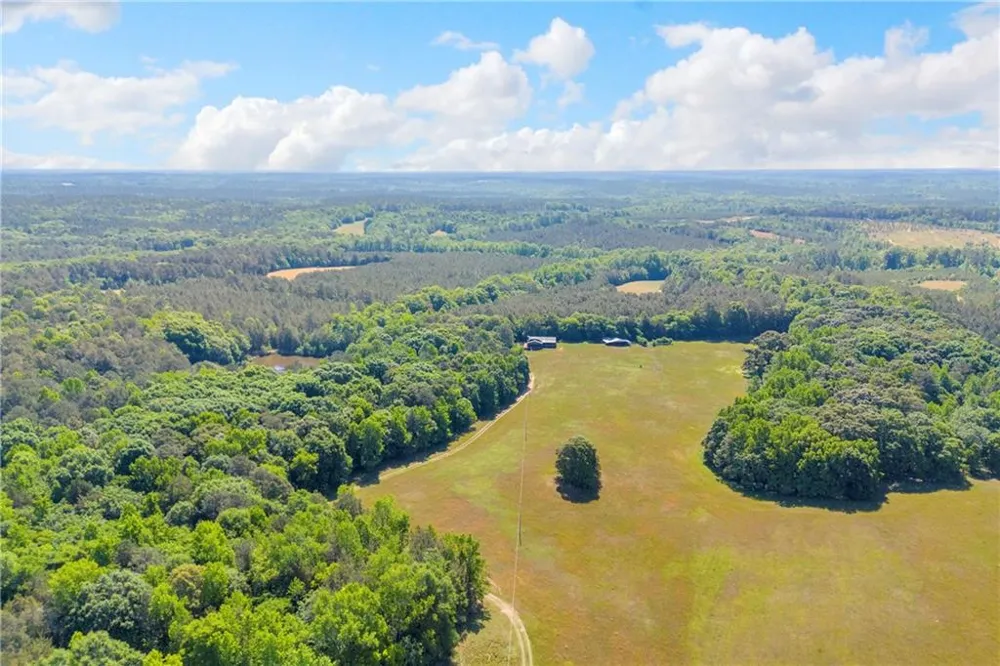 1641 Churchwell Road Union Point, GA 30669