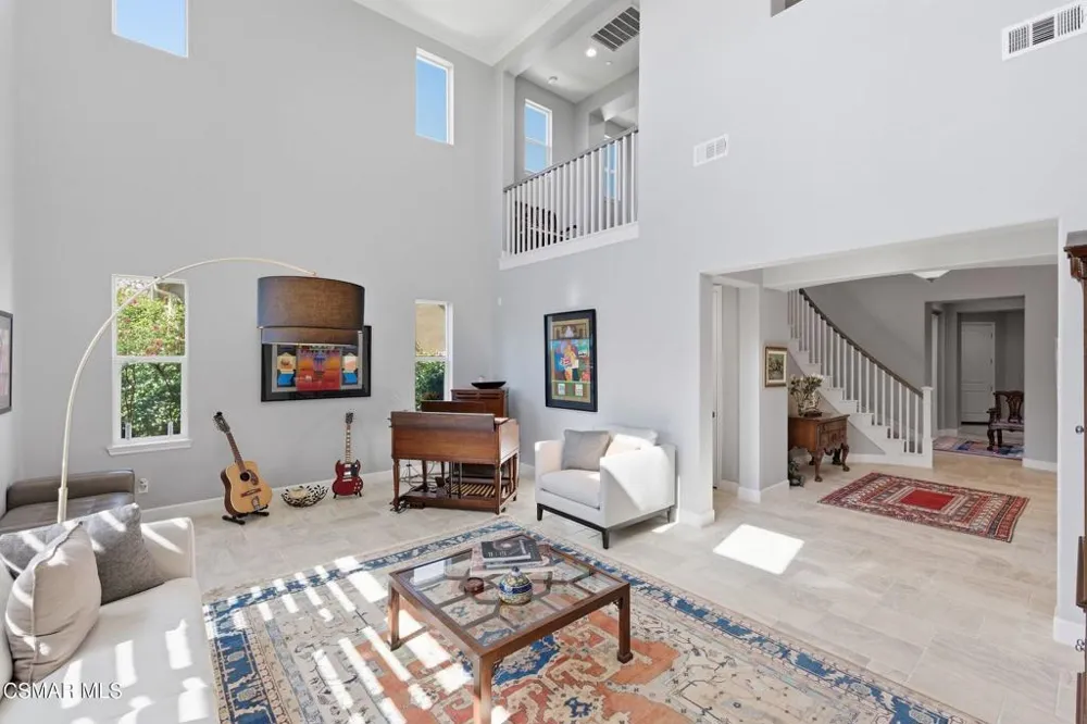 13093 Canyon Wren Court Moorpark, CA 93021