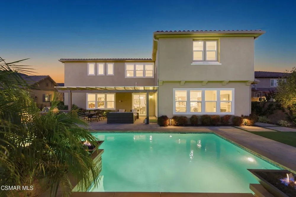 13093 Canyon Wren Court Moorpark, CA 93021