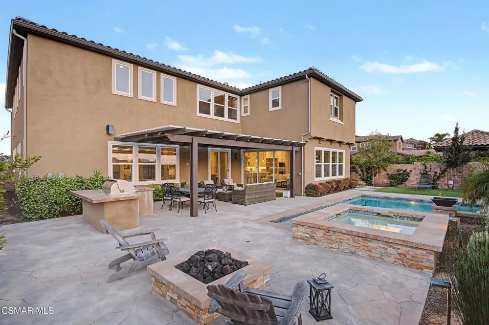 13093 Canyon Wren Court Moorpark, CA 93021