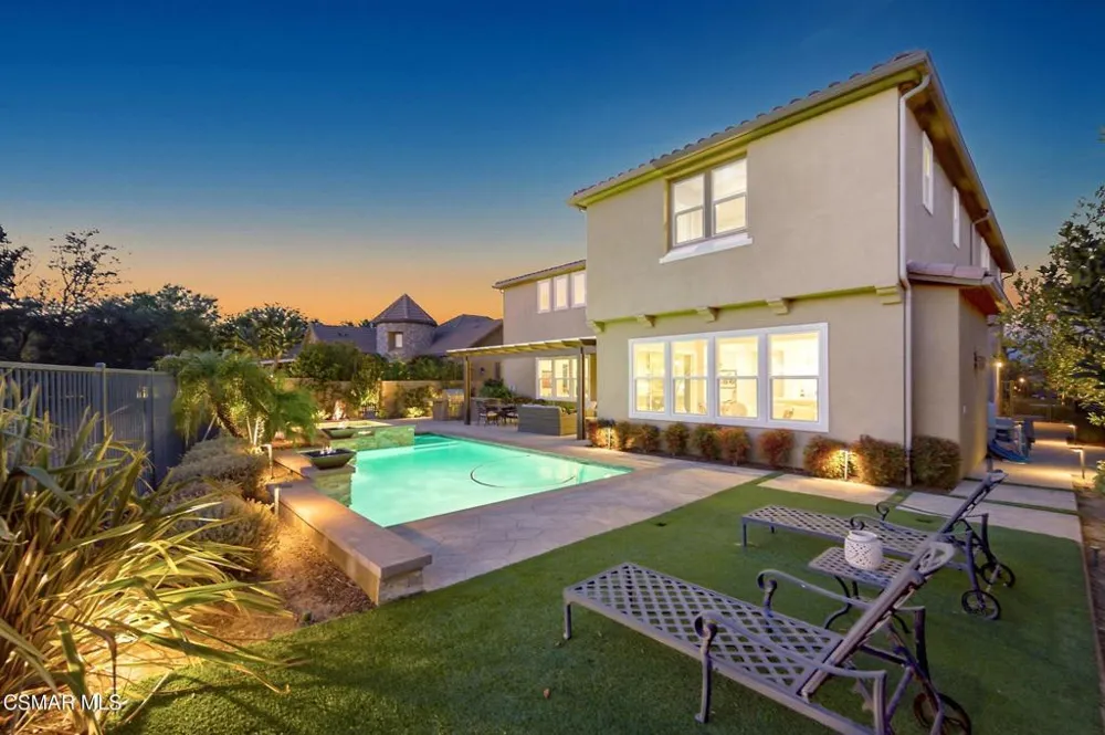 13093 Canyon Wren Court Moorpark, CA 93021