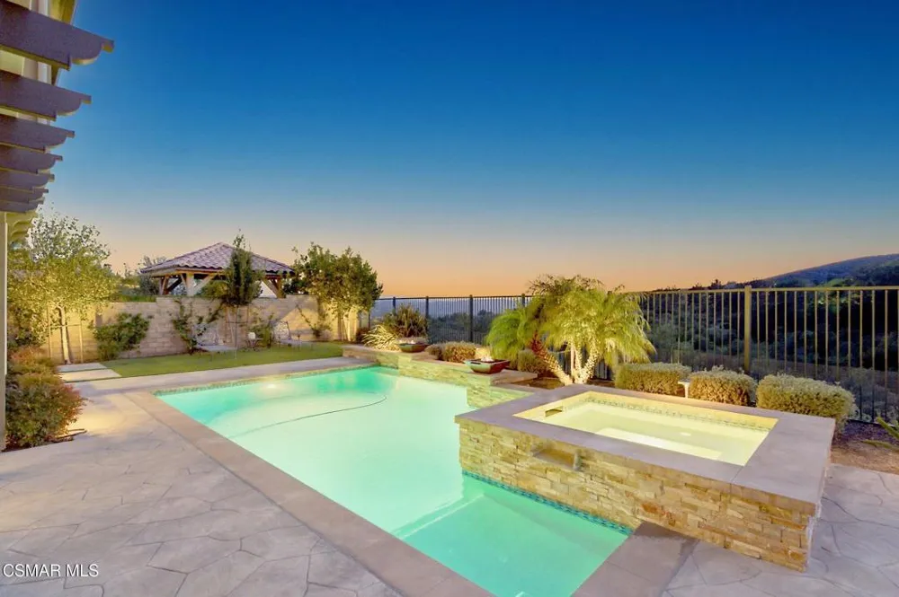 13093 Canyon Wren Court Moorpark, CA 93021
