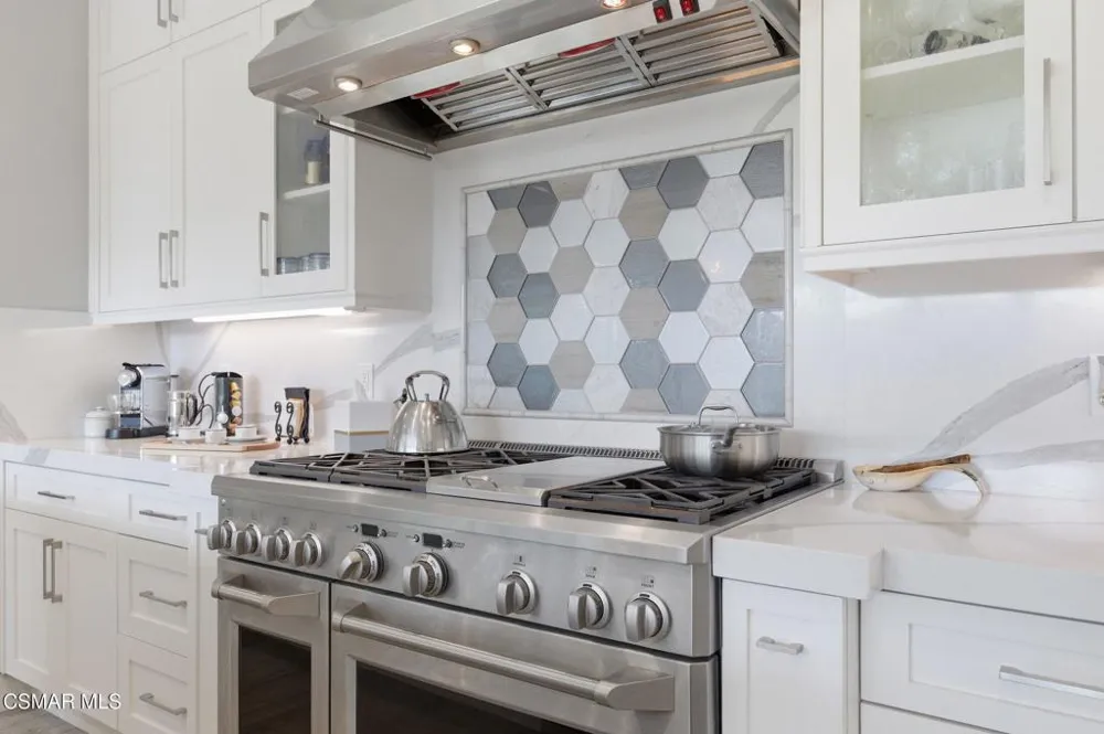 13093 Canyon Wren Court Moorpark, CA 93021