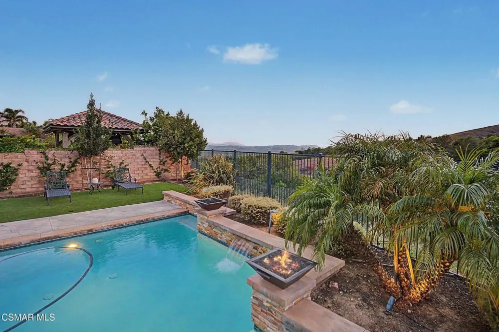 13093 Canyon Wren Court Moorpark, CA 93021