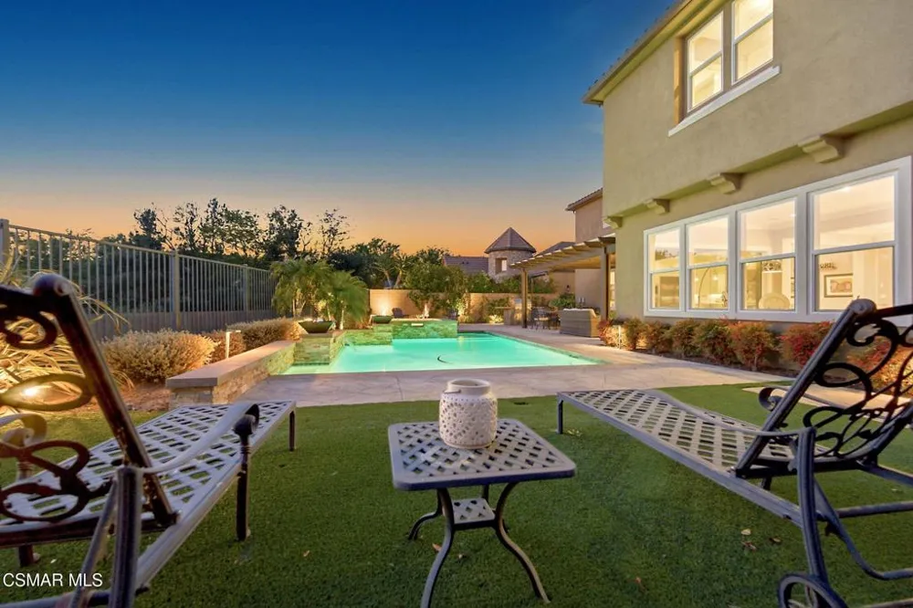 13093 Canyon Wren Court Moorpark, CA 93021