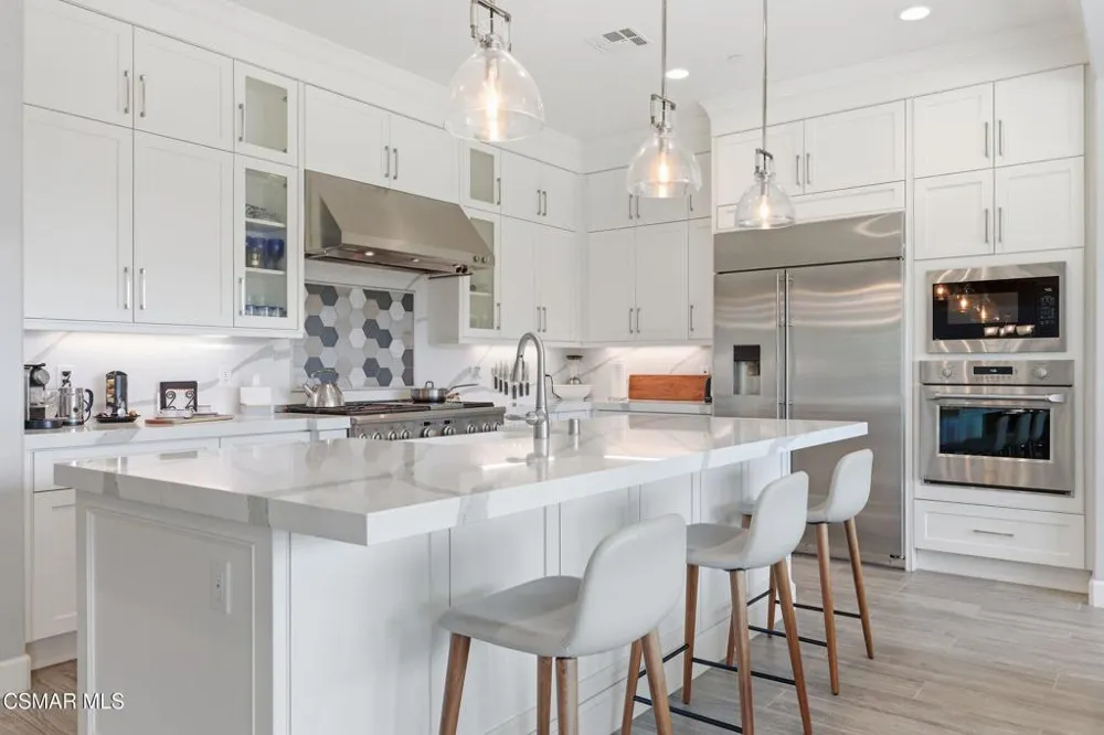 13093 Canyon Wren Court Moorpark, CA 93021