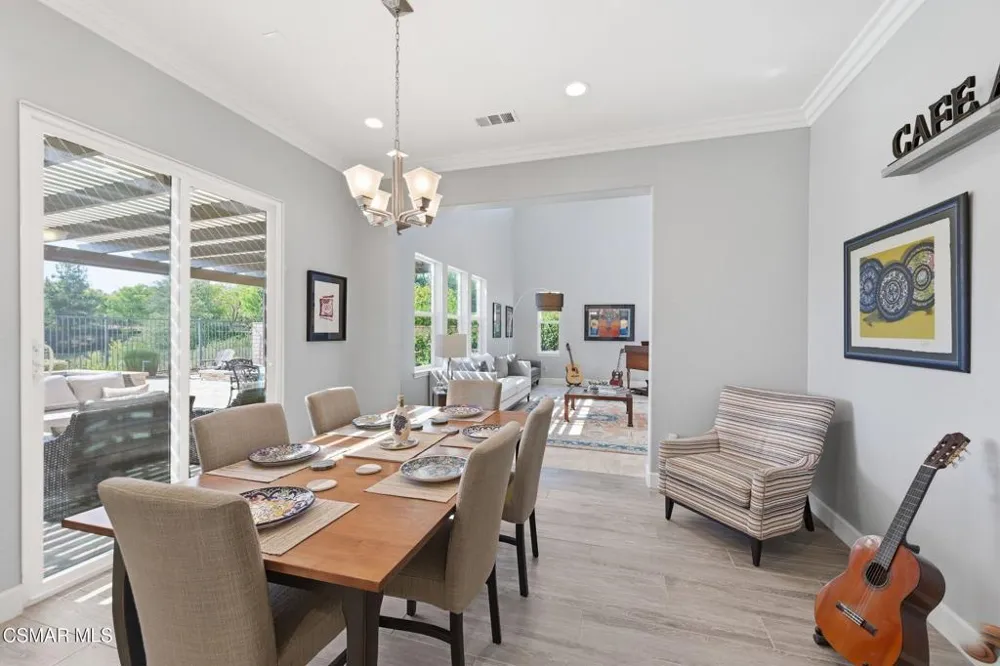 13093 Canyon Wren Court Moorpark, CA 93021