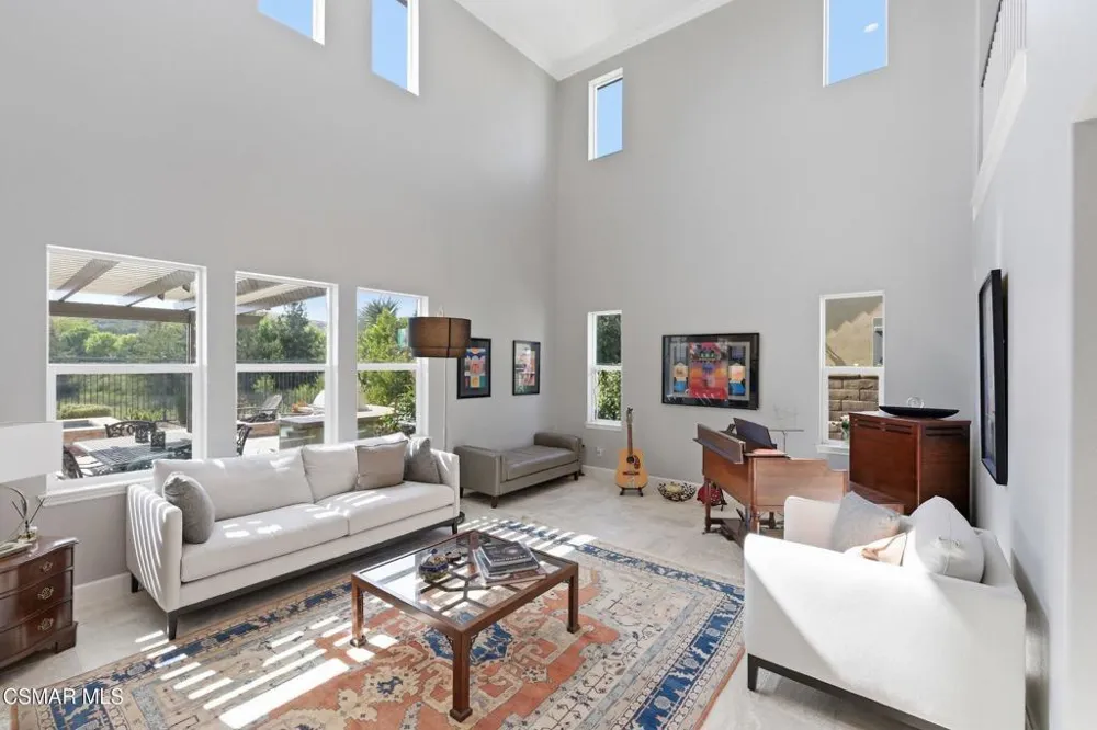 13093 Canyon Wren Court Moorpark, CA 93021