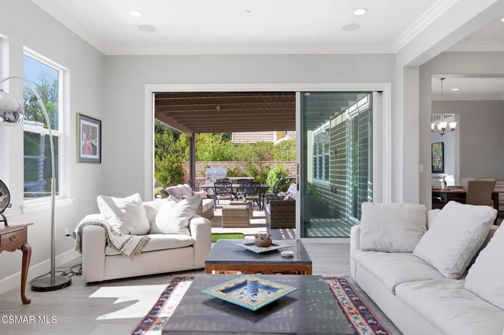 13093 Canyon Wren Court Moorpark, CA 93021