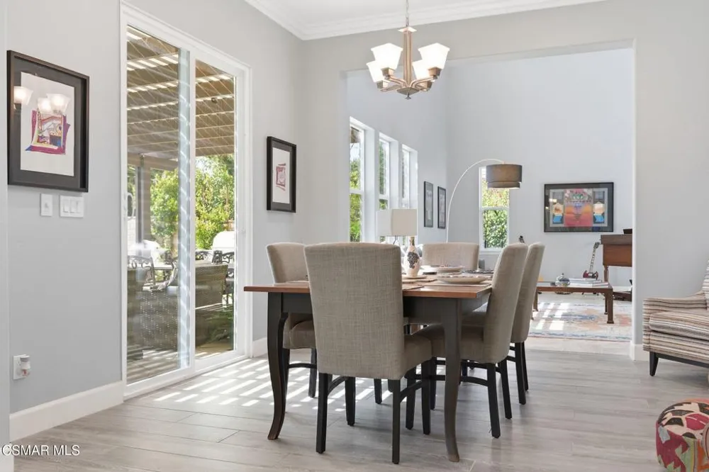 13093 Canyon Wren Court Moorpark, CA 93021