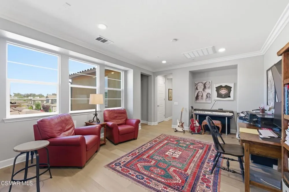 13093 Canyon Wren Court Moorpark, CA 93021